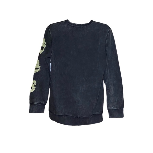 NWT Disney Nightmare Before Christmas Oogie Boogie Sweatshirt Small Licensed - Picture 2 of 4